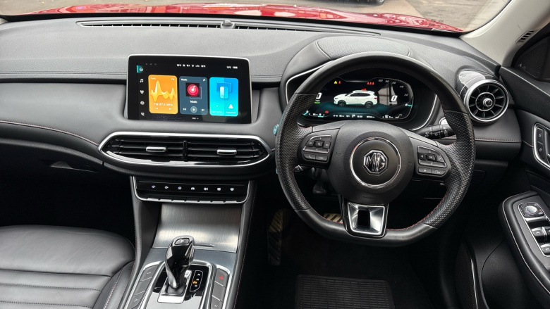 MG HS 1.5 T-GDI PHEV Trophy 5dr Auto Hatchback